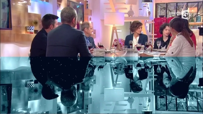 2017-10-30_-_C_a_Vous_Interview_mp47040.jpg