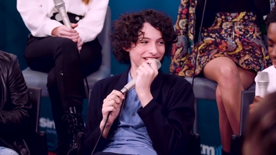 2017-11-01_-_SiriusXM_-_Stranger_Things_S02_Interview_1_mp47396.jpg