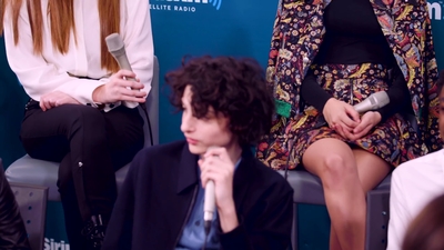 2017-11-01_-_SiriusXM_-_Stranger_Things_S02_Interview_1_mp47533.jpg