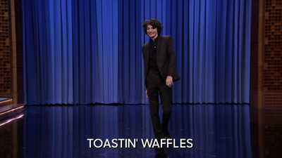2017-11-03_-_The_Tonight_Show_Starring_Jimmy_Fallon_1_mp47873.jpg