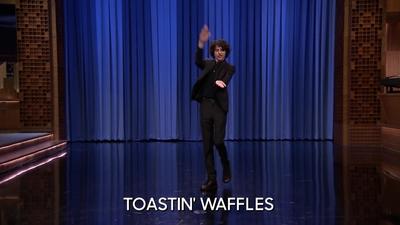 2017-11-03_-_The_Tonight_Show_Starring_Jimmy_Fallon_1_mp47880.jpg