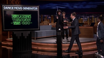 2017-11-03_-_The_Tonight_Show_Starring_Jimmy_Fallon_1_mp48096.jpg