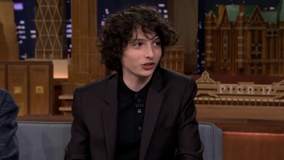 2017-11-03_-_The_Tonight_Show_Starring_Jimmy_Fallon_2_mp48305.jpg