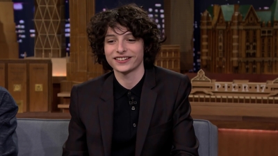 2017-11-03_-_The_Tonight_Show_Starring_Jimmy_Fallon_2_mp48307.jpg