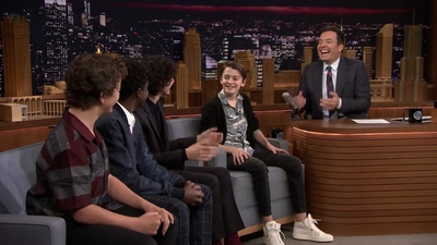 2017-11-03_-_The_Tonight_Show_Starring_Jimmy_Fallon_2_mp48313.jpg