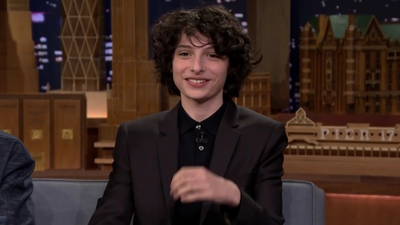 2017-11-03_-_The_Tonight_Show_Starring_Jimmy_Fallon_2_mp48315.jpg