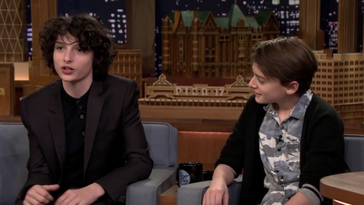 2017-11-03_-_The_Tonight_Show_Starring_Jimmy_Fallon_2_mp48349.jpg