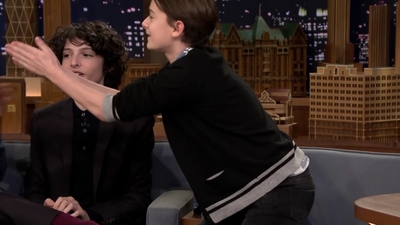 2017-11-03_-_The_Tonight_Show_Starring_Jimmy_Fallon_2_mp48507.jpg