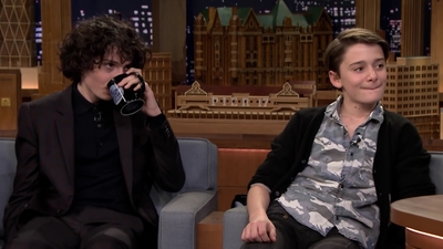 2017-11-03_-_The_Tonight_Show_Starring_Jimmy_Fallon_2_mp48546.jpg