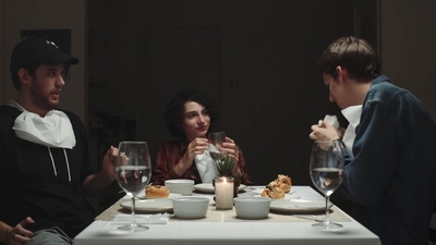 2017-11-23_-_Cooking_with_Finn_Wolfhard_mp49396.jpg