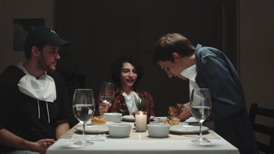 2017-11-23_-_Cooking_with_Finn_Wolfhard_mp49416.jpg