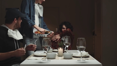 2017-11-23_-_Cooking_with_Finn_Wolfhard_mp49520.jpg