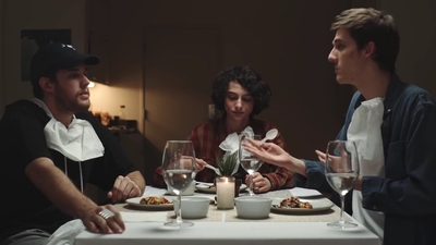 2017-11-23_-_Cooking_with_Finn_Wolfhard_mp49594.jpg