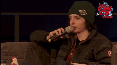 2018-12-10_-_German_Comic_Con_Dortmund_2017_mp43200.jpg