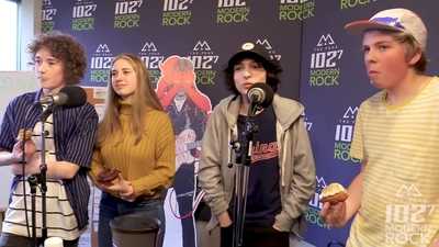 2018-03-29_-_Calpurnia_Interview_with_102_7_THE_PEAK_in_Vancouver_mp40428.jpg