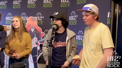2018-03-29_-_Calpurnia_Interview_with_102_7_THE_PEAK_in_Vancouver_mp40436.jpg