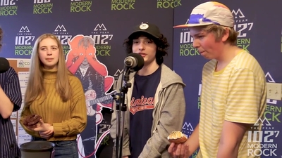 2018-03-29_-_Calpurnia_Interview_with_102_7_THE_PEAK_in_Vancouver_mp40544.jpg