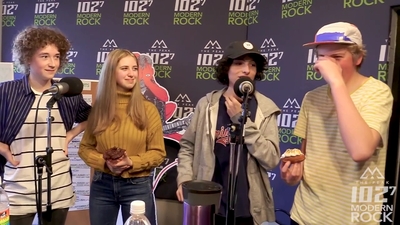 2018-03-29_-_Calpurnia_Interview_with_102_7_THE_PEAK_in_Vancouver_mp40623.jpg
