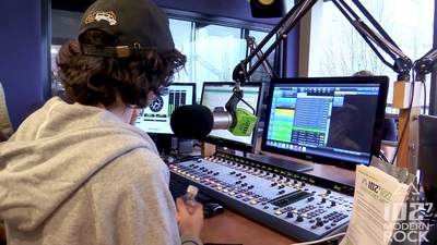 2018-03-29_-_Calpurnia_Interview_with_102_7_THE_PEAK_in_Vancouver_mp40667.jpg