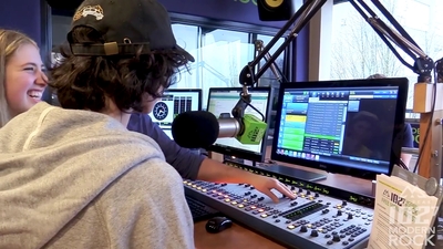 2018-03-29_-_Calpurnia_Interview_with_102_7_THE_PEAK_in_Vancouver_mp40676.jpg