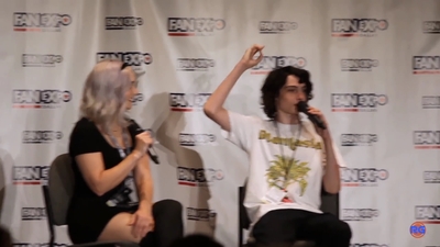 2019-05-13_-_Fan_Expo_-_Stranger_Things_Panel_mp41841.jpg