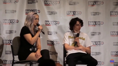 2019-05-13_-_Fan_Expo_-_Stranger_Things_Panel_mp41856.jpg
