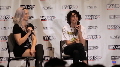 2019-05-13_-_Fan_Expo_-_Stranger_Things_Panel_mp42225.jpg