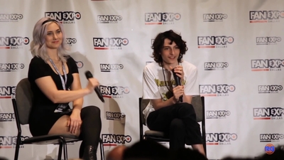 2019-05-13_-_Fan_Expo_-_Stranger_Things_Panel_mp42228.jpg