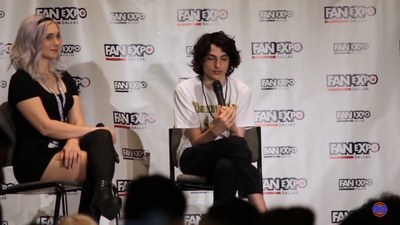 2019-05-13_-_Fan_Expo_-_Stranger_Things_Panel_mp42569.jpg