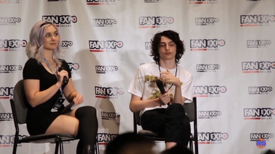 2019-05-13_-_Fan_Expo_-_Stranger_Things_Panel_mp42683.jpg