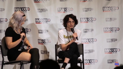 2019-05-13_-_Fan_Expo_-_Stranger_Things_Panel_mp42687.jpg