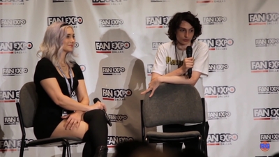 2019-05-13_-_Fan_Expo_-_Stranger_Things_Panel_mp42998.jpg