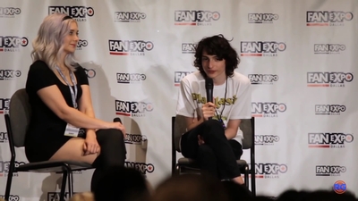 2019-05-13_-_Fan_Expo_-_Stranger_Things_Panel_mp43548.jpg