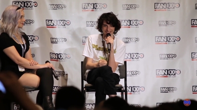 2019-05-13_-_Fan_Expo_-_Stranger_Things_Panel_mp44160.jpg
