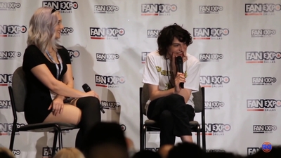 2019-05-13_-_Fan_Expo_-_Stranger_Things_Panel_mp44177.jpg