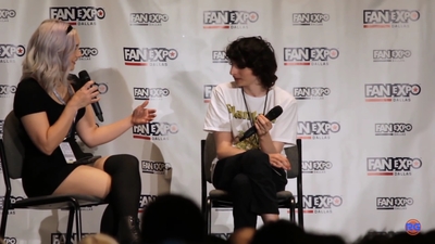 2019-05-13_-_Fan_Expo_-_Stranger_Things_Panel_mp44235.jpg
