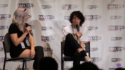 2019-05-13_-_Fan_Expo_-_Stranger_Things_Panel_mp44245.jpg