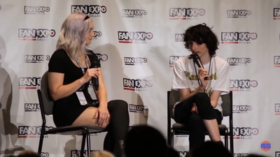 2019-05-13_-_Fan_Expo_-_Stranger_Things_Panel_mp44289.jpg