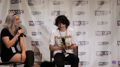 2019-05-13_-_Fan_Expo_-_Stranger_Things_Panel_mp44329.jpg