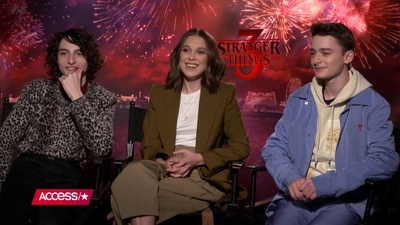 2019-06-28_-_Access_Hollywood_-_Stranger_Things_S03_Interview_mp40530.jpg
