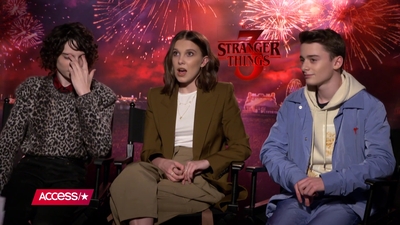 2019-06-28_-_Access_Hollywood_-_Stranger_Things_S03_Interview_mp40601.jpg