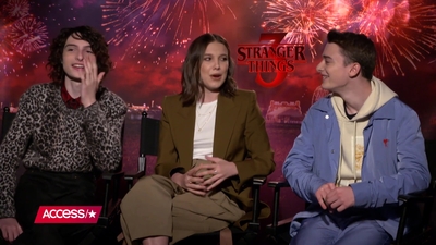 2019-06-28_-_Access_Hollywood_-_Stranger_Things_S03_Interview_mp40621.jpg