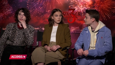 2019-06-28_-_Access_Hollywood_-_Stranger_Things_S03_Interview_mp40742.jpg