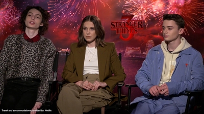2019-06-28_-_FOX_5_Washington_DC_-_Stranger_Things_S03_Interview_mp42769.jpg