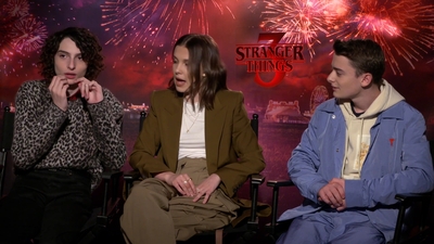 2019-06-28_-_FOX_5_Washington_DC_-_Stranger_Things_S03_Interview_mp42797.jpg