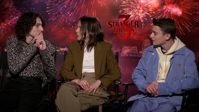 2019-06-28_-_FOX_5_Washington_DC_-_Stranger_Things_S03_Interview_mp42798.jpg