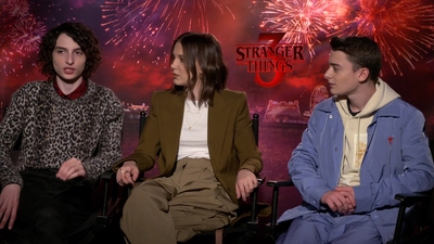 2019-06-28_-_FOX_5_Washington_DC_-_Stranger_Things_S03_Interview_mp42820.jpg