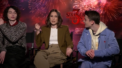 2019-06-28_-_FOX_5_Washington_DC_-_Stranger_Things_S03_Interview_mp42824.jpg