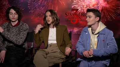 2019-06-28_-_FOX_5_Washington_DC_-_Stranger_Things_S03_Interview_mp42826.jpg
