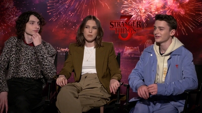 2019-06-28_-_FOX_5_Washington_DC_-_Stranger_Things_S03_Interview_mp42827.jpg